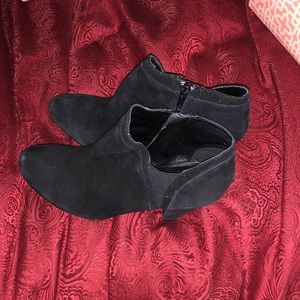 Gianni Bini booties